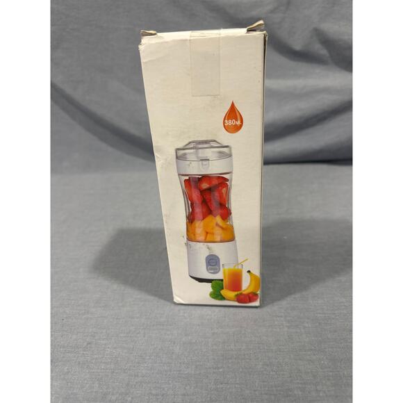 Portable Blender Personal Size, Smoothie Shake with Six Blades- WHITE - Picture 3 of 3